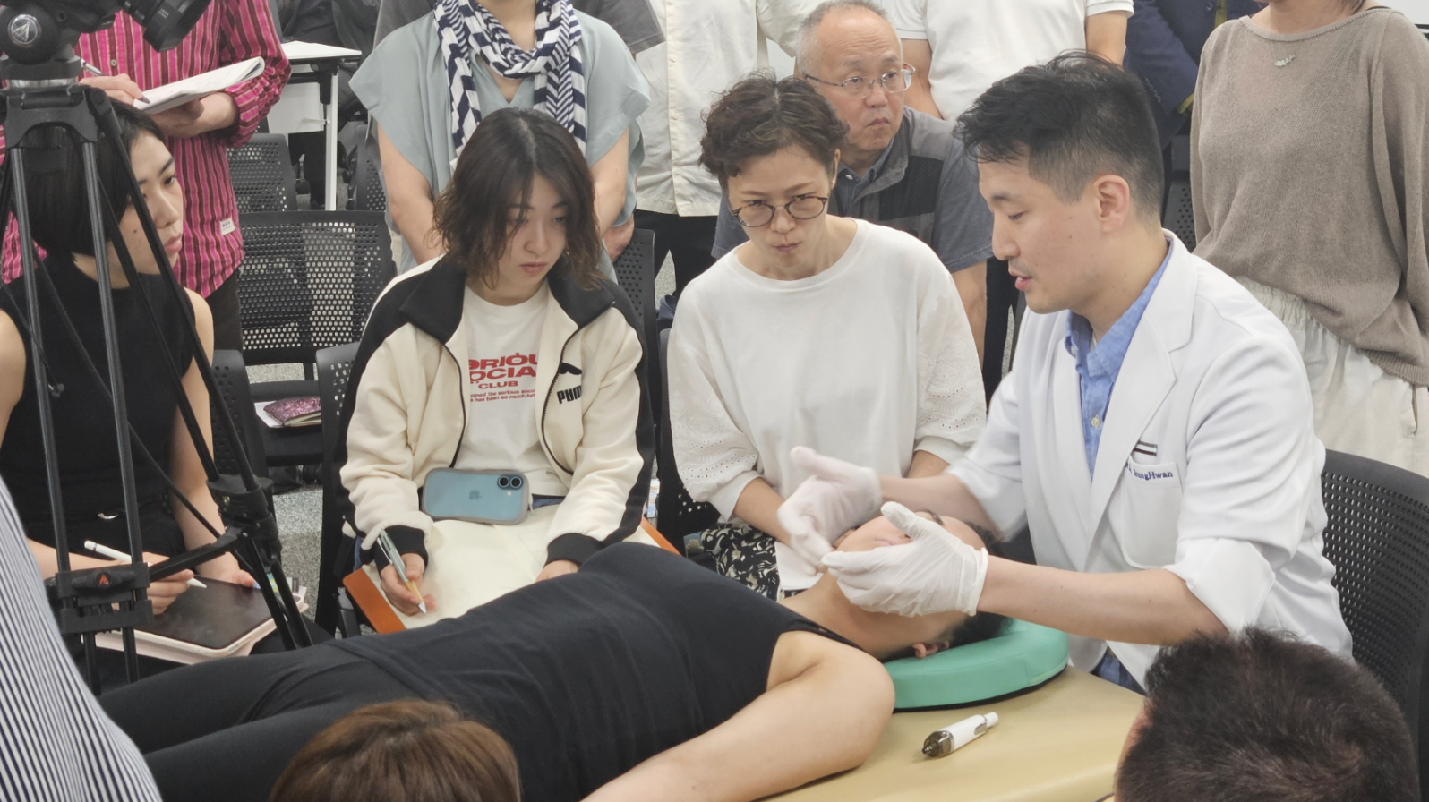slider image slider_item_TwJbFb